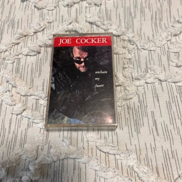 Cassette‎ Playing Walkman, with tapes. 2 blank and 2 music Tapes - Picture 2 of 7